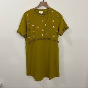 Hidden Alley Boutique Embroidered Floral Short Sleeve MIDI Dress NEW Size Large